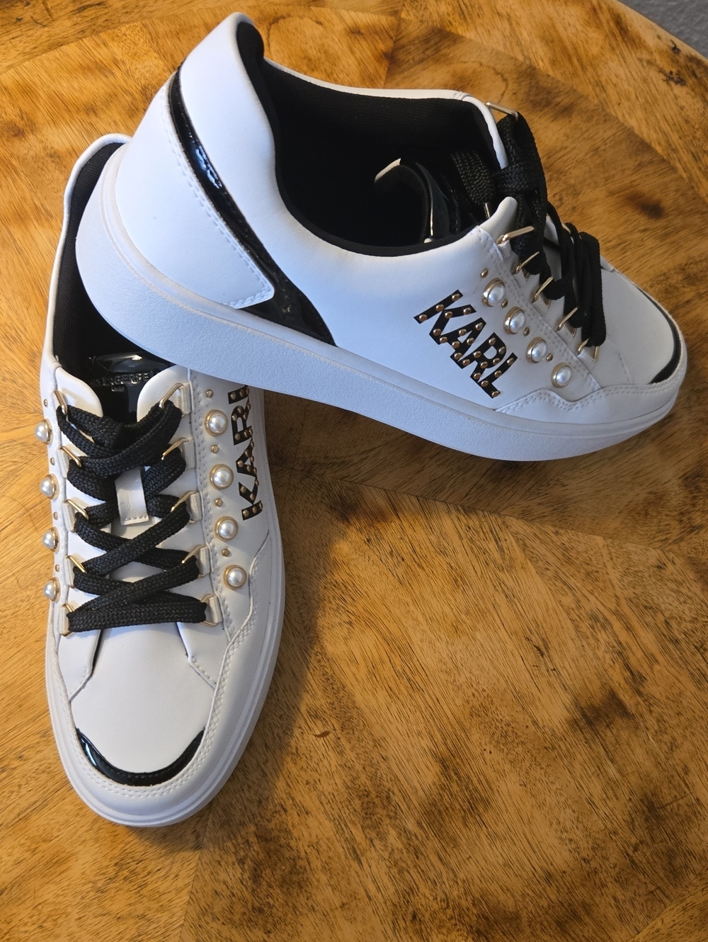 NWOT Karl Lagerfield "Stazie" Sneakers In Size 8